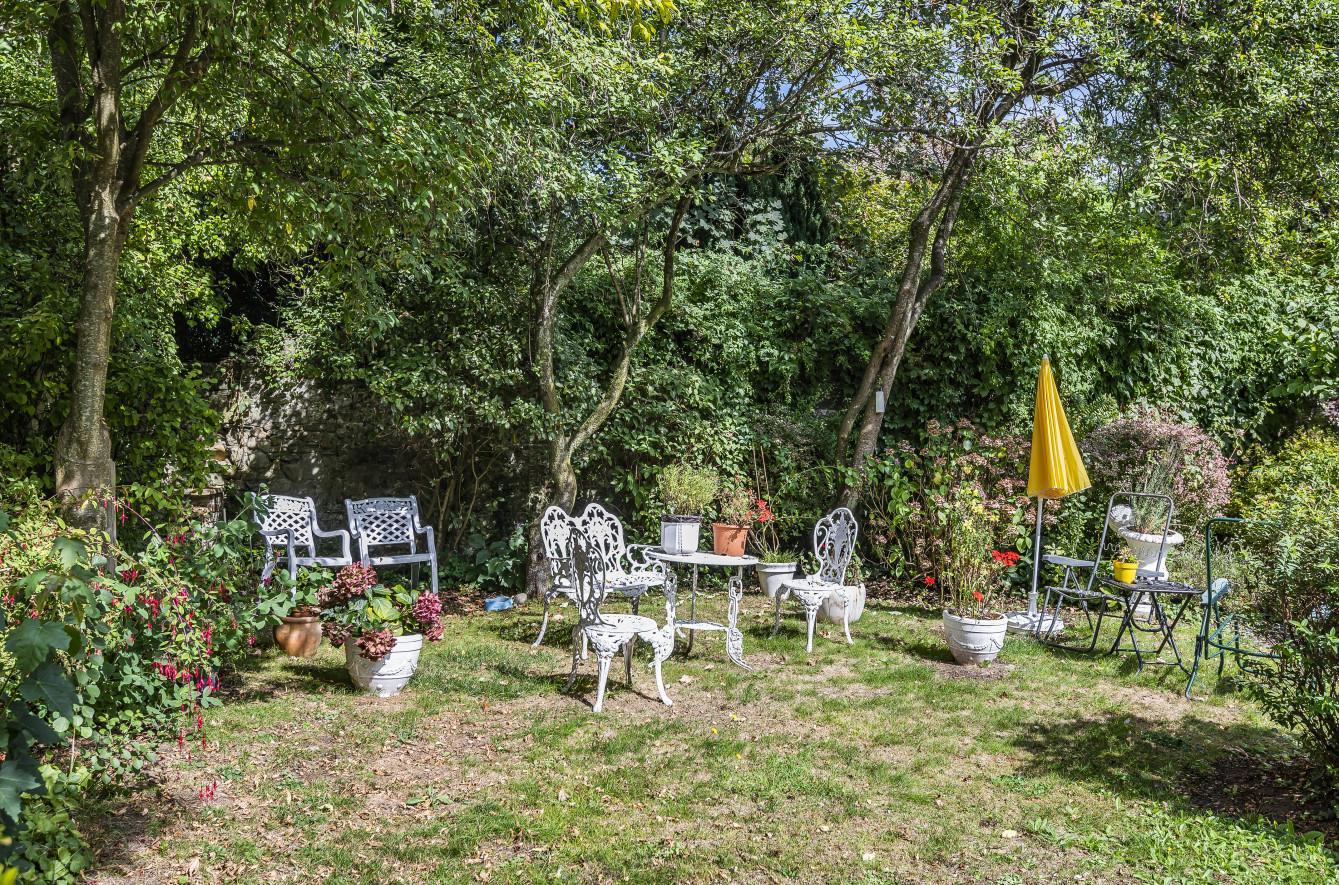 Pine Tree Court, Sketty, Swansea, SA2 9AF